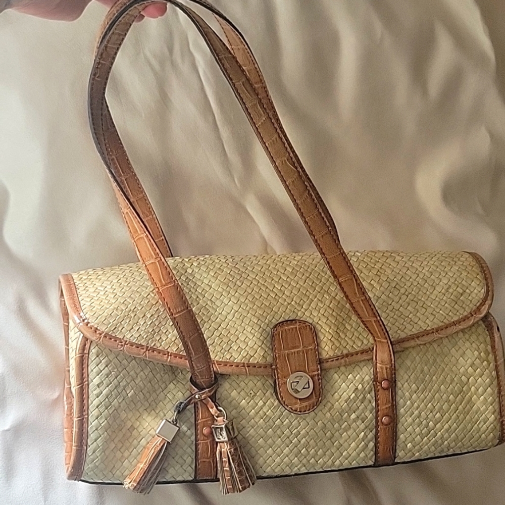 STRAW shoulder bag